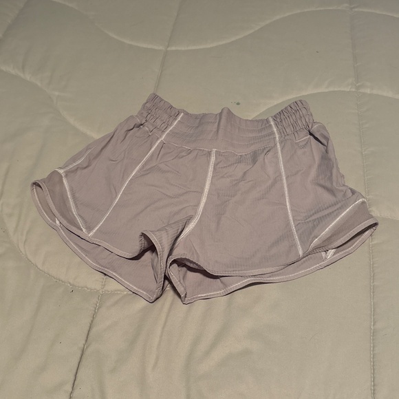 Lululemon hotty hot shorts - Picture 1 of 5